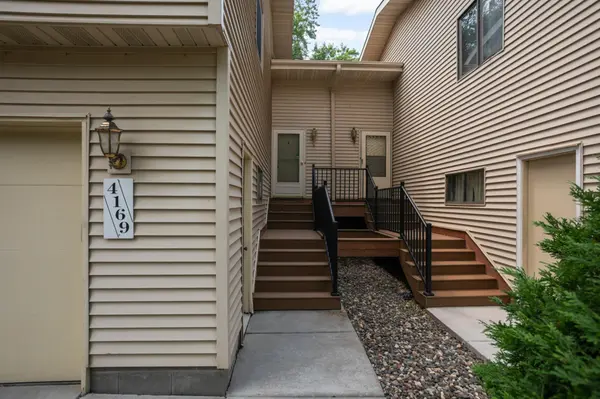 4169 Nancy PL, Shoreview, MN 55126