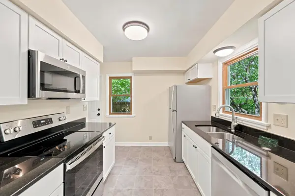 601 Iowa AVE E, Saint Paul, MN 55130