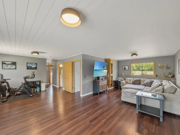 10420 256th AVE NW, Zimmerman, MN 55398
