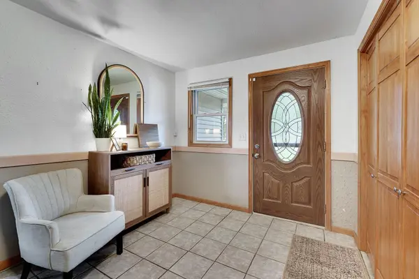 320 N West ST, Belle Plaine, MN 56011