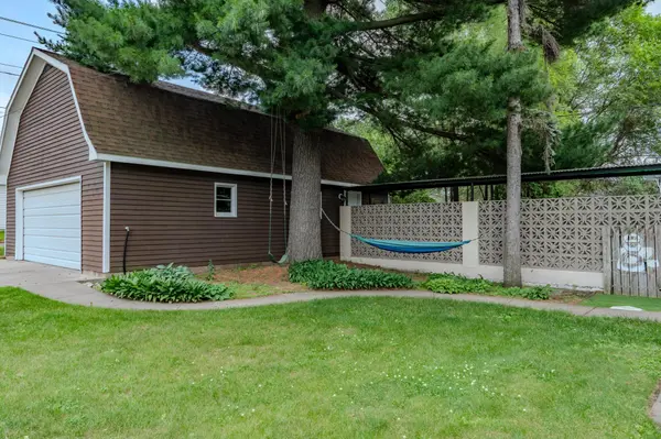 401 3rd ST SE, Little Falls, MN 56345