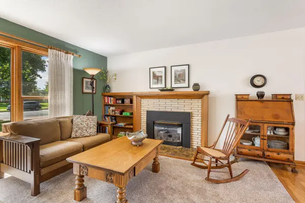 415 N 8th ST, River Falls, WI 54022