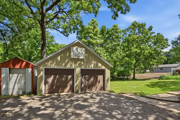 814 Minnesota BLVD, Saint Cloud, MN 56304