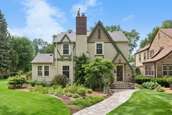 5636 Edgewater BLVD, Minneapolis, MN 55417