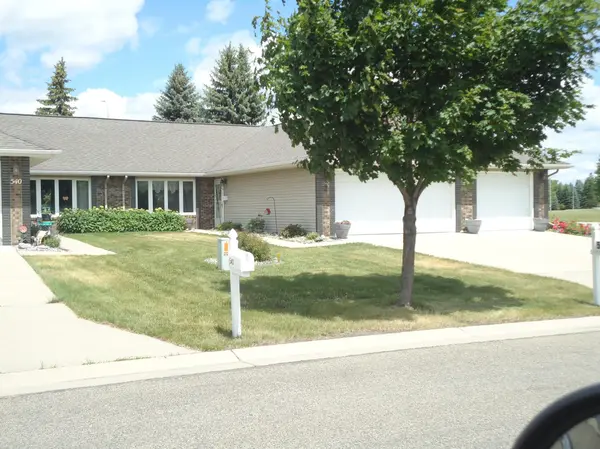 544 N 13th AVE N,  Moorhead,  MN 56560