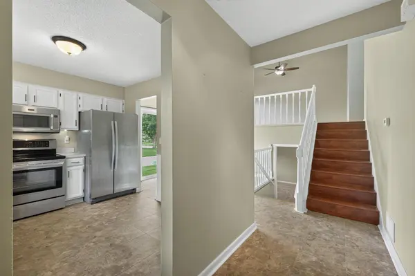 3984 Orchid LN N, Plymouth, MN 55446