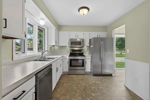 3984 Orchid LN N, Plymouth, MN 55446