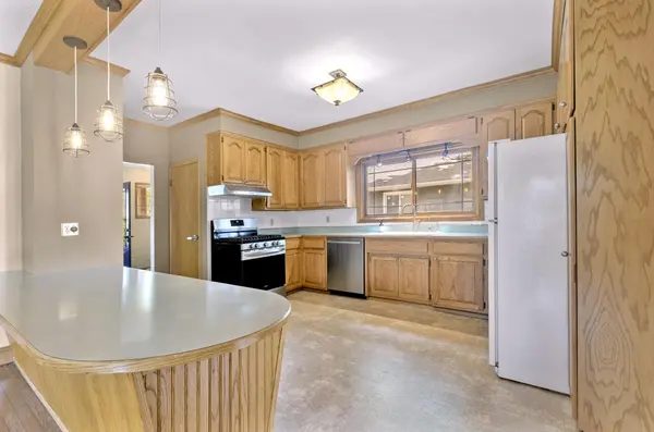 157 Bates AVE, Saint Paul, MN 55106