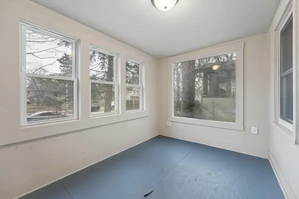 2811 Dupont AVE N, Minneapolis, MN 55411