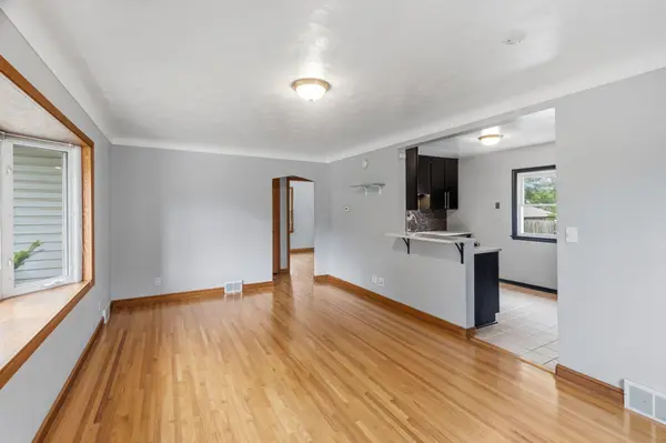 2711 5th AVE E, North Saint Paul, MN 55109