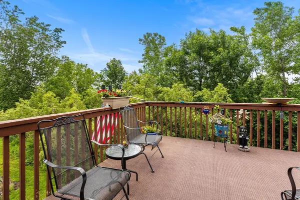 322 Wildwood CIR, Roberts, WI 54023