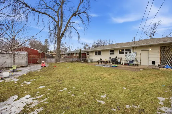 90 25th AVE N, Fargo, ND 58102