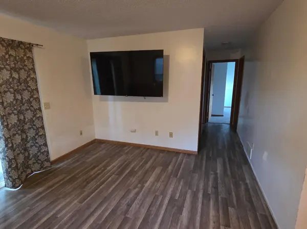 26006 10th ST W, Zimmerman, MN 55398