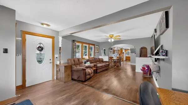 125 2nd AVE NW, Elgin, MN 55932