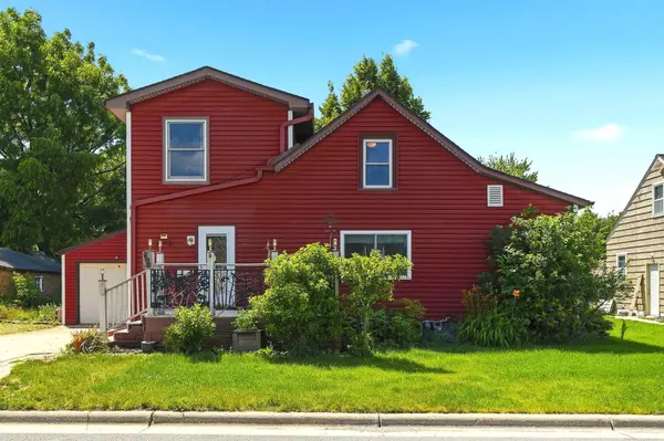 606 4th ST NE, Montgomery, MN 56069