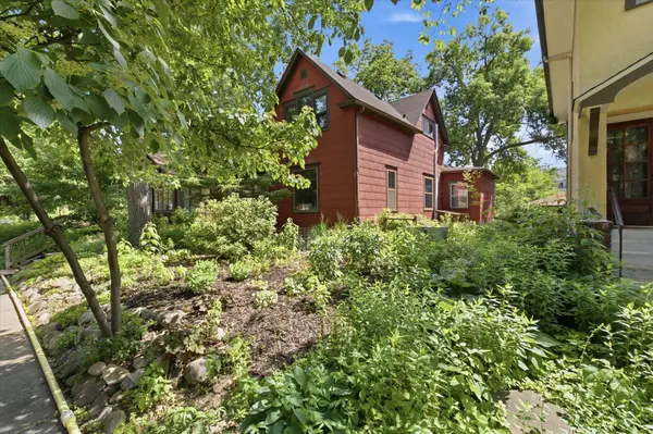 143 Bedford ST SE, Minneapolis, MN 55414