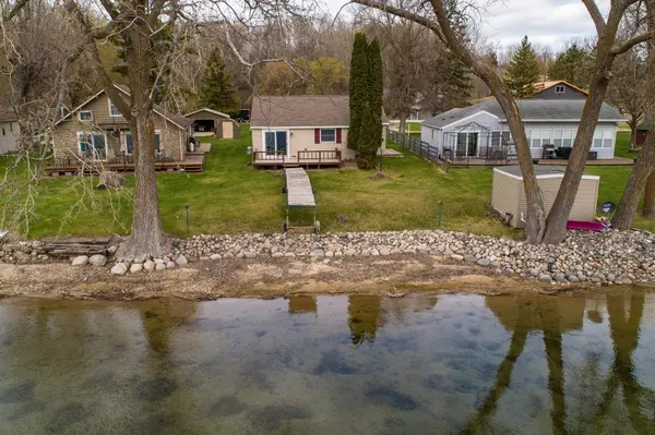 32854 Bluegill DR, Underwood, MN 56586