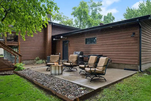 222 2nd ST SE, Crosby, MN 56441