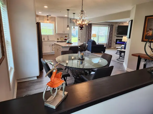2174 Island CT, Lino Lakes, MN 55038