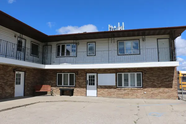 3411 Fiechtner DR S, Fargo, ND 58103