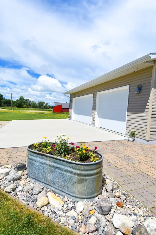 17922 142nd AVE NE, Thief River Falls, MN 56701