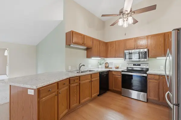 724 Victoria CT, Stillwater, MN 55082