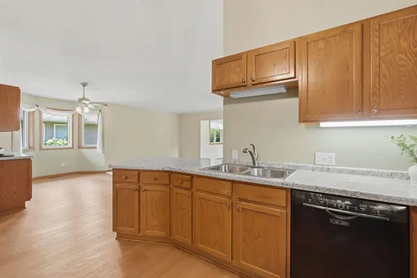 724 Victoria CT, Stillwater, MN 55082