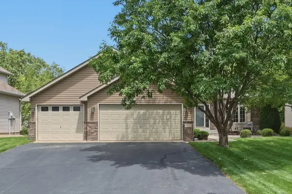 10014 Hidden Oaks LN N, Champlin, MN 55316