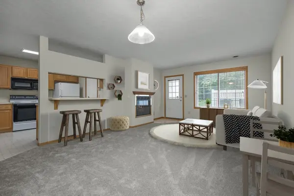 1866 Buckley Bay #123, Eagan, MN 55122