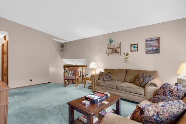 10786 Butternut ST NW, Coon Rapids, MN 55448