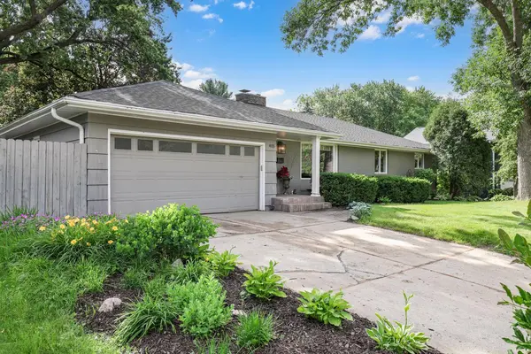 405 Tyler AVE S, Edina, MN 55343