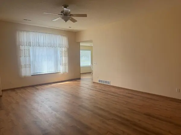 706 Cloud ST NW, Bemidji, MN 56601