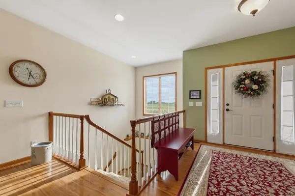 20 W Clear Lake DR, Ceylon, MN 56121
