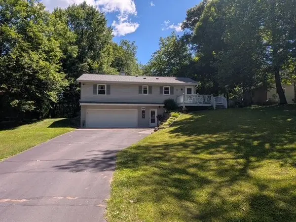 916 90th ST, Amery, WI 54001