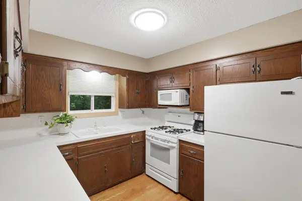 15590 Ridgemont AVE SE, Prior Lake, MN 55372