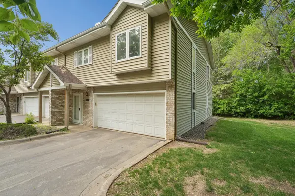 13015 Penn AVE S, Burnsville, MN 55337