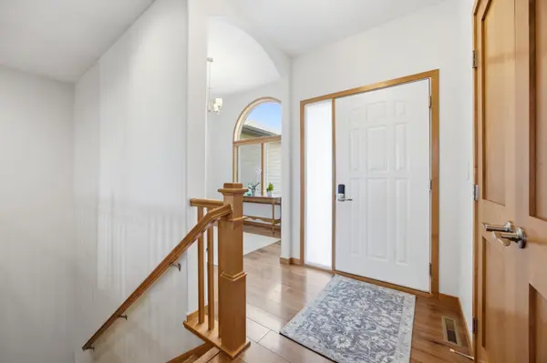 501 Willow Bend CIR, Casselton, ND 58012