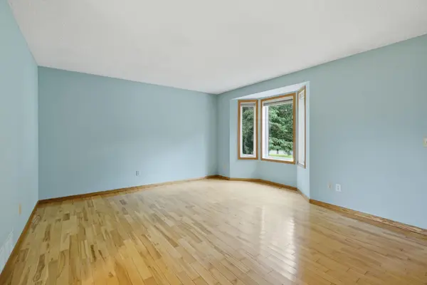 7164 Gray Heron DR, Circle Pines, MN 55014