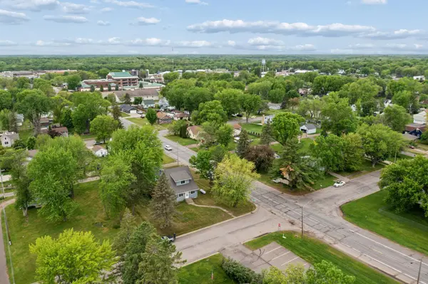 410 5th AVE SE, Milaca, MN 56353