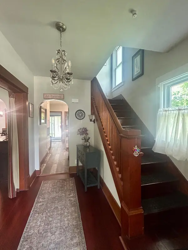 706 Franklin ST SW, Hutchinson, MN 55350