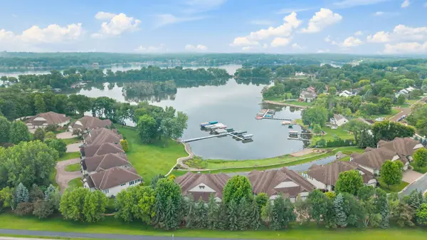 3647 Crystal Bay LN NW, Prior Lake, MN 55372