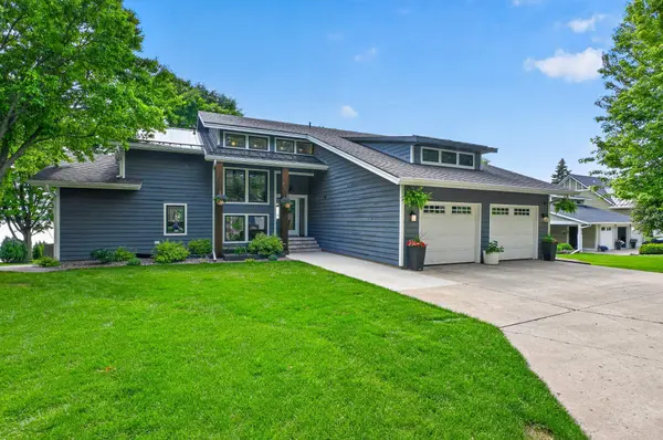 3710 Crestwood DR NE, Alexandria, MN 56308