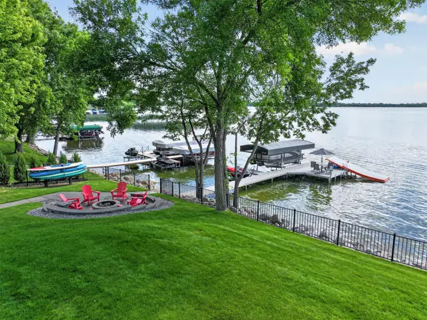 3710 Crestwood DR NE, Alexandria, MN 56308