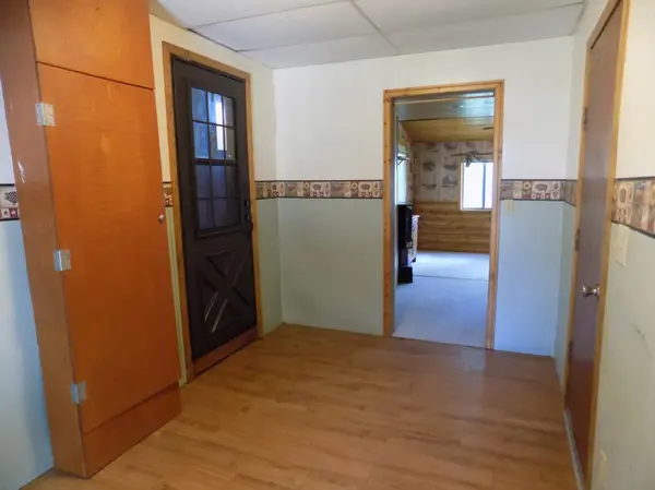 317 Milwaukee ST, Lakefield, MN 56150