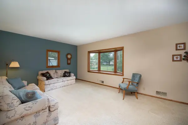 1808 Sunray AVE, Mankato, MN 56001