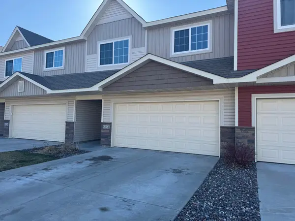 8654 Gateway CIR, Monticello, MN 55362