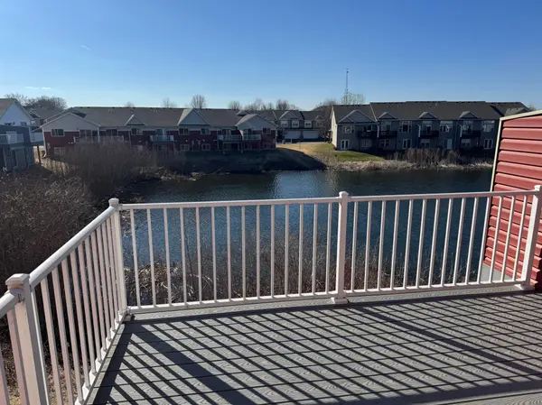 8654 Gateway CIR, Monticello, MN 55362