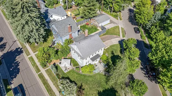 3 E College ST, Duluth, MN 55812
