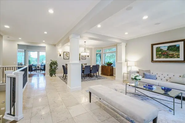 17812 Bearpath TRL, Eden Prairie, MN 55347