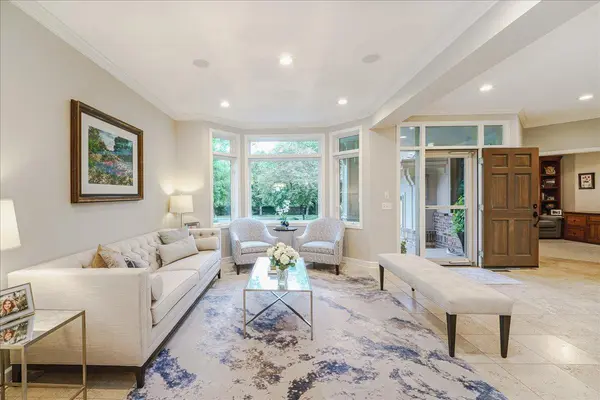 17812 Bearpath TRL, Eden Prairie, MN 55347